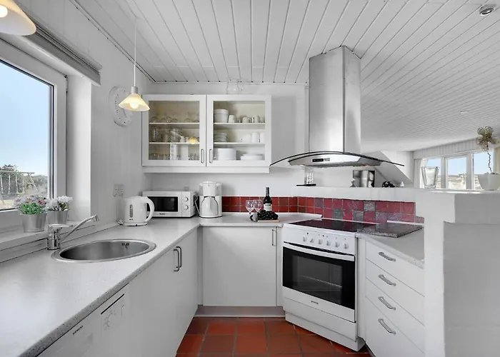 بيت للعطل Gorgeous In Hvide Sande With Sauna Bjerregård